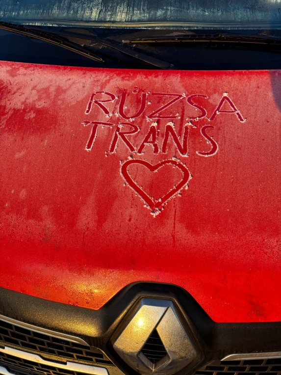 Kellemes karácsonyi ünnepeket kívánunk!